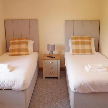Highland Stays - Rushfield House Rooms-2