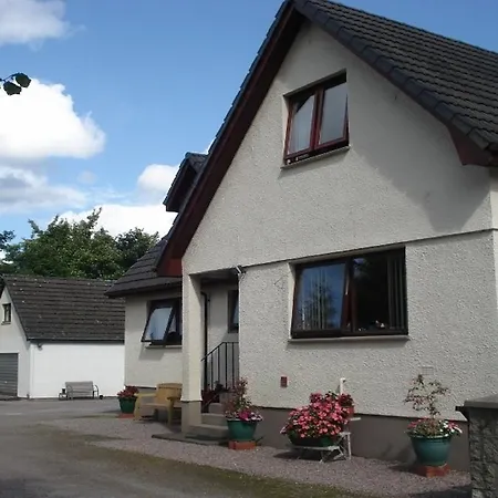 Thistle Cottage-3